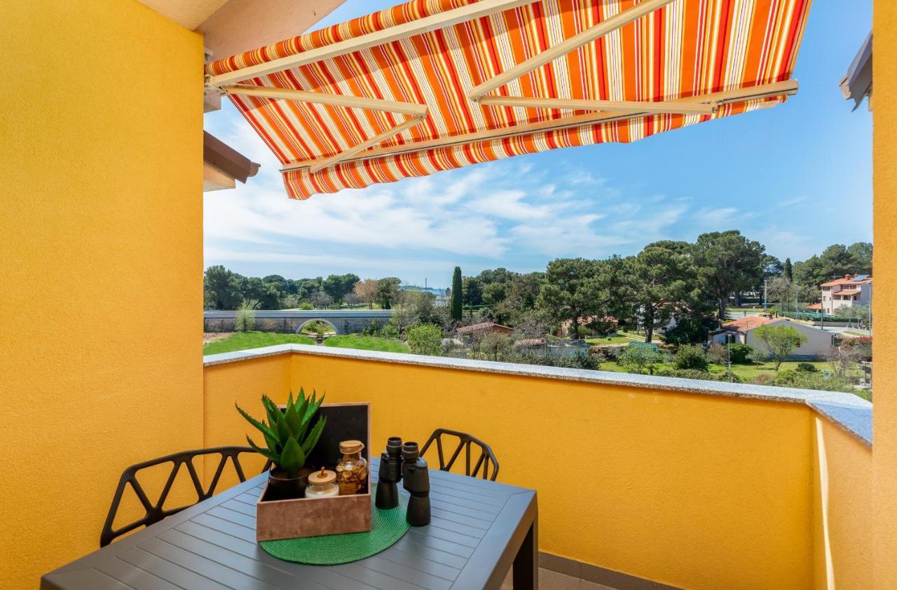 Apartment Vito With Sea View Fažana Kültér fotó
