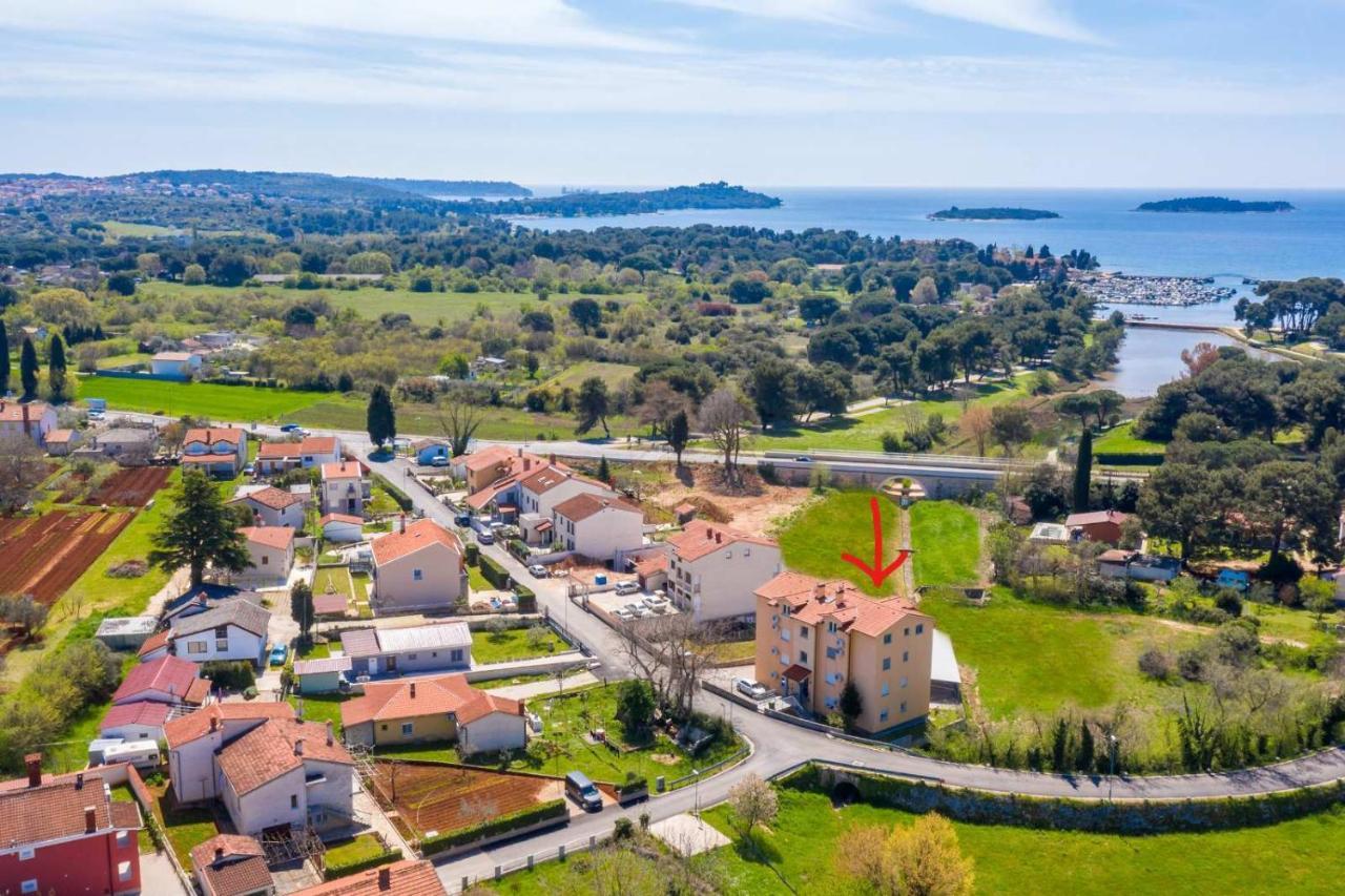Apartment Vito With Sea View Fažana Kültér fotó